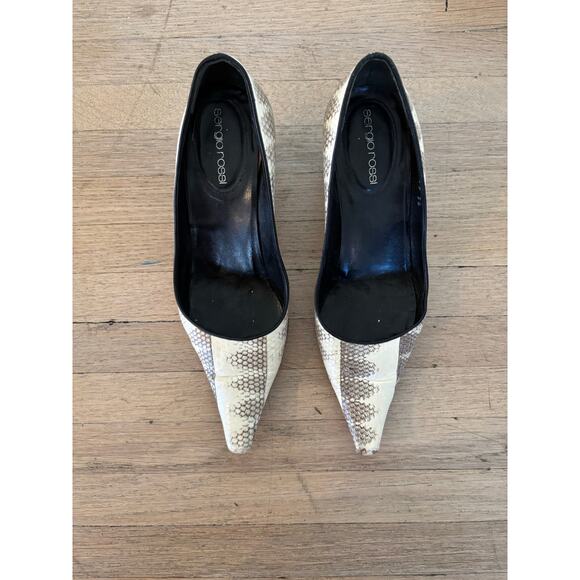 Sergio Rossi Vintage Pointy Snakeskin Slip on Kitten Heels Pumps Size 6 - Picture 1 of 4